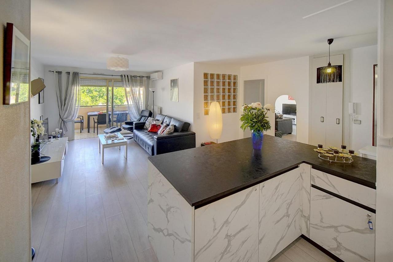 Immogroom - 2 Br- Bright - Terrace - Wifi - Air Conditioning カンヌ エクステリア 写真